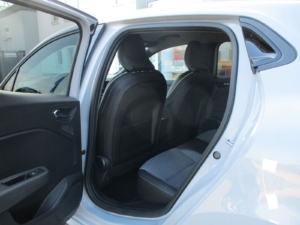 RENAULT Clio TCe 90 Techno - Detail 19