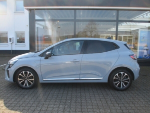 RENAULT Clio TCe 90 Techno - Detail 4